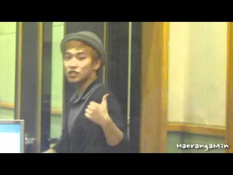 [Fancam] 111213 SUKIRA Sungmin - 일하는 남자는 멋져요~