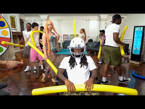 Ice Spice & Latto Play Extreme Noodle Game!