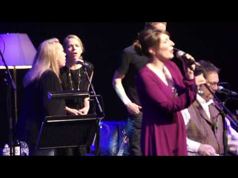 Emily Smith - The final trawl (Transatlantic Sessions, Glasgow, Feb 2013)