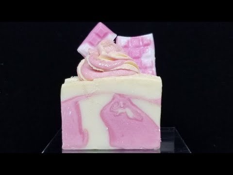 Holiday Peppermint & Cranberry Soap Making
