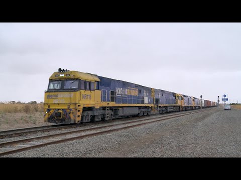7AM5 Pacific National Freight Train With Bonus BL31 & BL32 (5/2/2023) - PoathTV Australian Railways