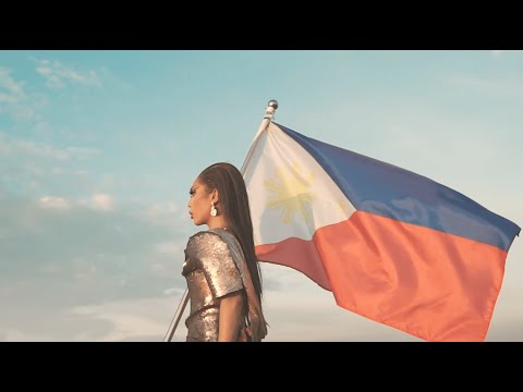 Marina Summers Entrance Look | Drag Race UK vs The World 2