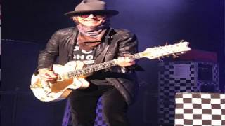 Cheap Trick Waiting for The Man Waukegan IL 3/11/17 Tom Petersson