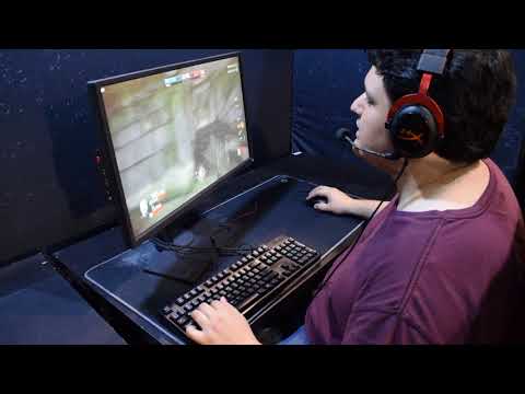 DreamHack Tours 2018 - Quake Champions - psygib playing