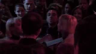 Lucius unplugged - Two Of Us On The Run - live Atomic Café Munich 2014-11-03