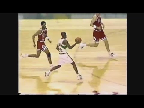 Gary Payton 16 Points 8 Ast Vs. Bulls, 1994-95.