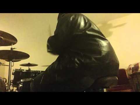 INCORPORATING TOMS INTO THE GROOVE