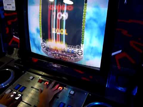 [EZ2DJ : BErA] 14Space - (14) Holic [HD] / (15) Lucid [AN]