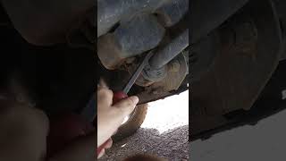 sway bar bushing inspection