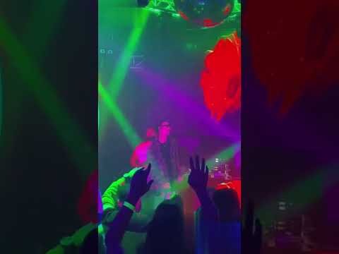 Danny Ocean x TINI - Tú no me conoces (Official Music Video)