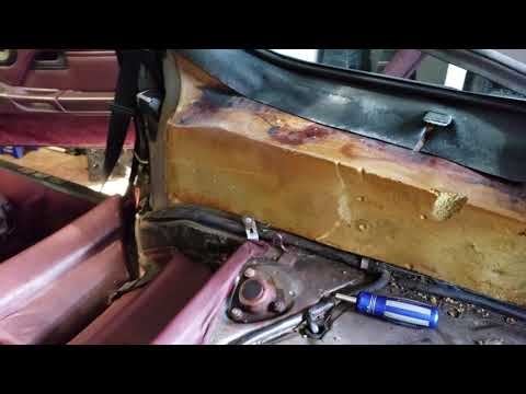 Thumbnail for Porsche 928 Part 1 Removing rear interior trim by Porsche 928