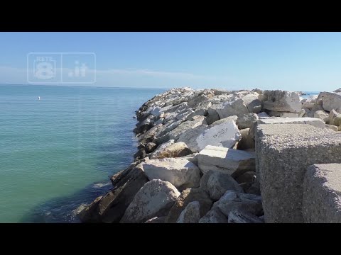 Giulianova - Ripartono i lavori al molo nord