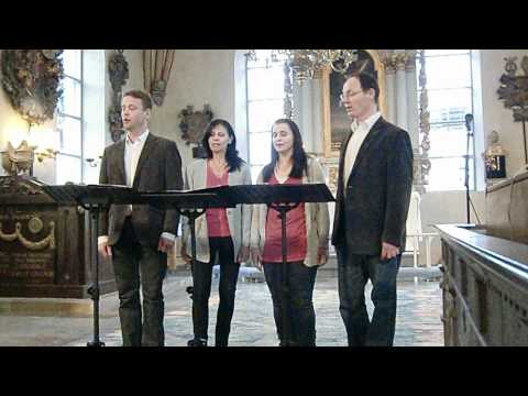 Quartetten sjunger "Länge leve livet"