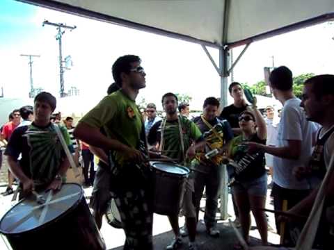 Bateria Queixada no Vestibular de Medicina da UNIC 12/2011 6