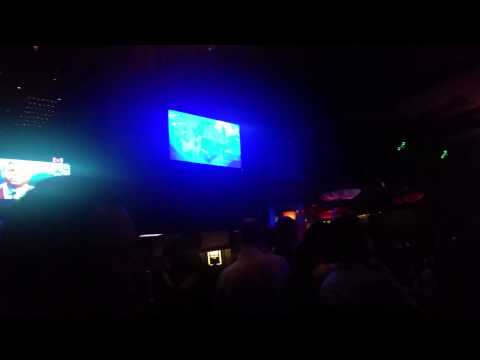 Maxim's Club - Breaktime