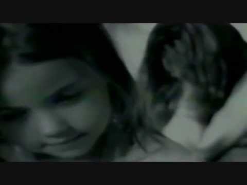 Ricky Martin - A Medio Vivir (Vídeo Musical)