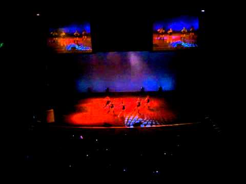 G.NA vancouver showcase - Black & White part.2 + talk