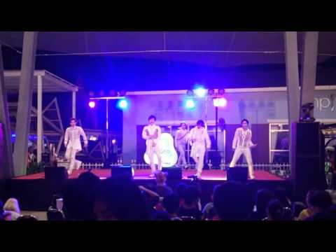 Helios Cover Shinee @ Paseo Town