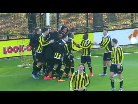 Samenvatting Vitesse O19 vs Ajax O19