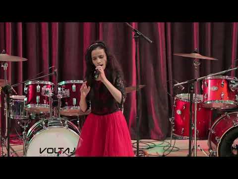 Maria Ene - cover "Memory" Spectacolul de Vara Voltaj Academy 2018