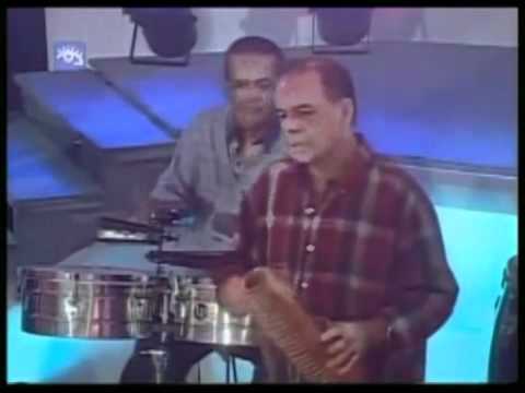 Mi sombrero de yarey - La Original de Manzanillo