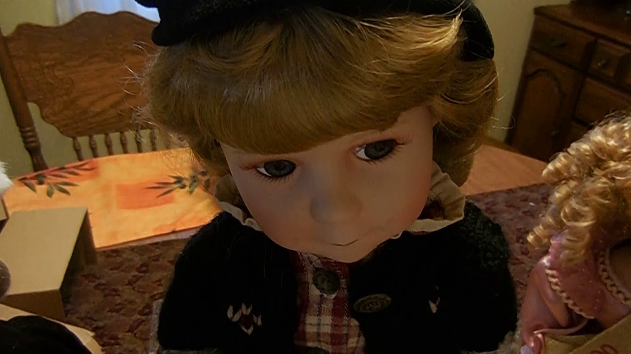 4 NEW Boyds Collection & 1 Heritage Signature Collection Dolls with Boxes