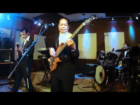 Sound Syndicate - In the Mood Medley (cover versions)