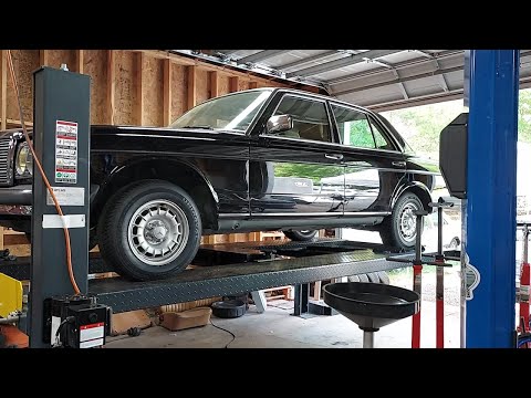 1985 300D Part 4 - Service, New AC System, NOS Wheels, Suspension Inspection, Becker Restored Radio