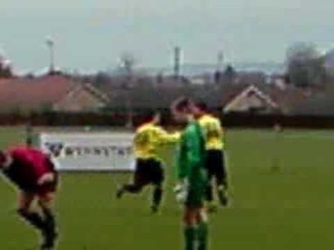 Denbigh Town FC TV : Kenny Burgess scores at Guilsfield