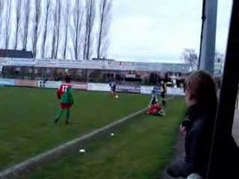 SK.Berlare-KFC.Eeklo: 2-4