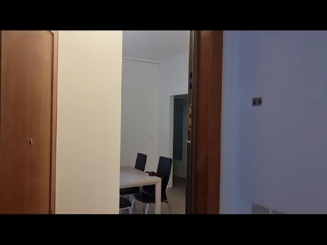 COD. 2538 AFFITTASI STANZA VICINO ALL'UNIVERSITA' E AL CENTRO STORICO