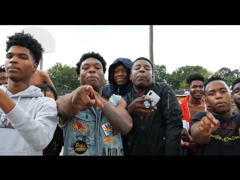 4pounai | PoppyNell - Hot Boyz (Official Music Video)
