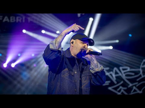 Fabri Fibra - Stavo pensando a te (#rilive Milano 2025)