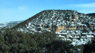 preview picture of video 'Huérmeces del Cerro El Toril nido de buitre leonado'