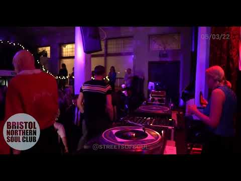 NORTHERN SOUL GIRL's FIRST RECORD @ BRISTOL NORHTERN SOUL CLUB 3 - STREETS OF SOUL