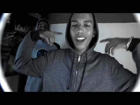 Young Laroye  - Champion (Vídeo Official)