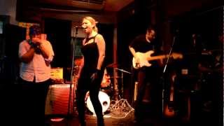 Mavis and her China Pigs "Done Got Old" Junior Kimbrough cover