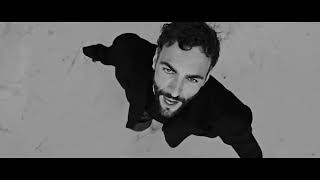 Video zu 'Due Vite' ansehen