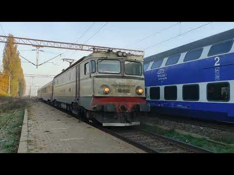 Tren IR1541 Iasi - Brasov trece prin Sabaoani cu 40-0801-3 - 04.11.2022