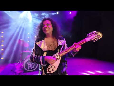 Banda AL9 - American Girl (Video)