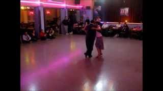 Carlos Estigarribia y Laura Sastría en ZUM! 3-3