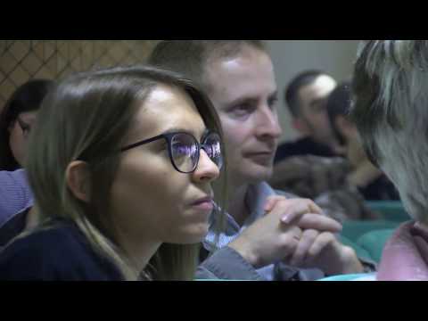 Dolore dietro che appare sotto stress Celebrex con il mal di schiena