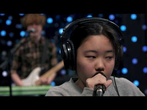 Superorganism - Everybody Wants To Be Famous (Live on KEXP)