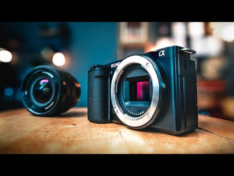 BEST BEGINNER MIRRORLESS CAMERA 2021? — SONY ZV-E10 REVIEW