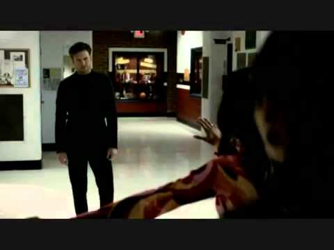 Elena and Bonnie meet 'Klaus' (2X18)