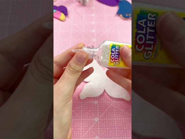 Vídeo relacionado con Jtnohx Fieltro con Purpurina, Paquete de 20 Hojas de Tela con Purpurina, 20x30cm Fieltro para Manualidades, Cuadrados de Tela para Fiestas y Festivales (20 Stück Glitzer)