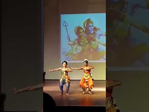 Nadha Vinodhangal by Abhinav and Sanjana - Close Up Video