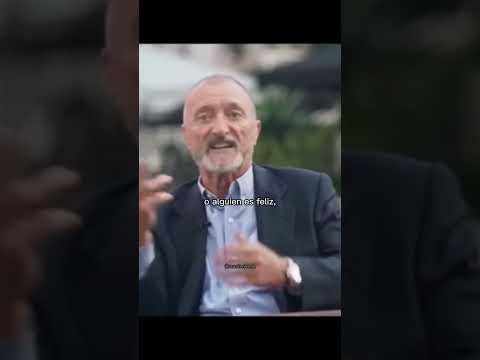 Pérez-Reverte: "Los LIBROS te abren puertas".  #shorts