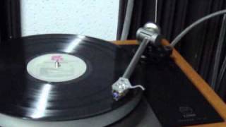 Linn LP12 plays Diane Schuur "Reverend Lee"