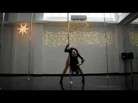 Pole Art Routine 187 - Level 2 (Level 2 - Ed Sheeran  Make It Rain)